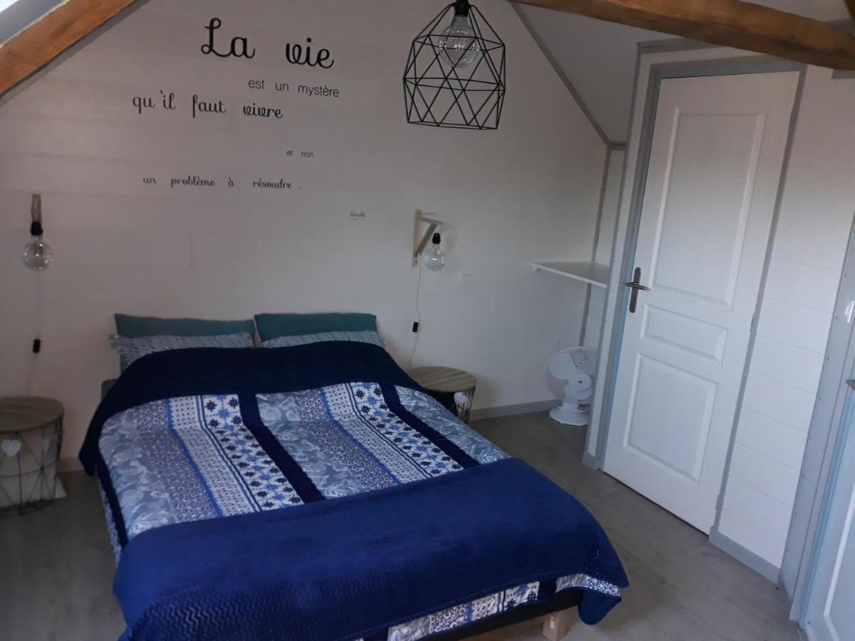 Au Ker Lauriers Chambres Et Table D Hotes Saint-Denoual Exterior photo